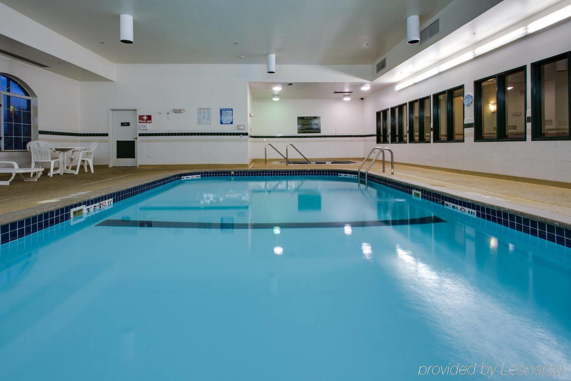 Country Inn & Suites By Radisson, Merrillville, In المرافق الصورة